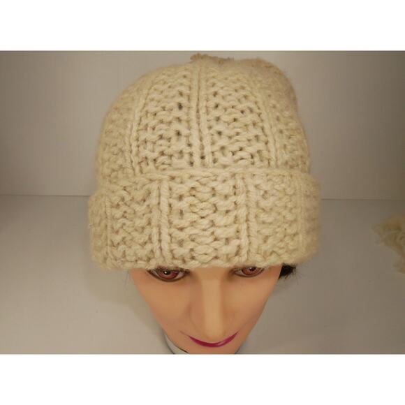 Abercrombie Thick Chunky Knit Cream Wool Hat with Pom - One Size - Picture 8 of 10